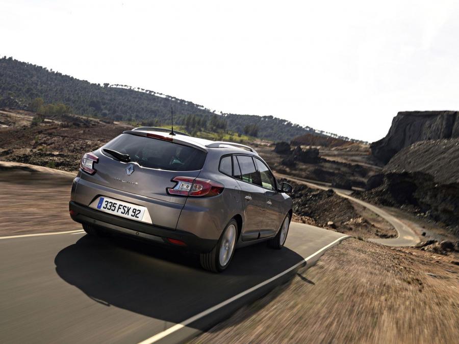  Renault Megane Sport Tourer 2009 года  (фото 19 из 29)